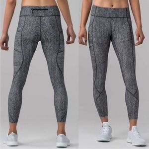 Lululemon Tight Stuff Tight II Salt Alpine White Black